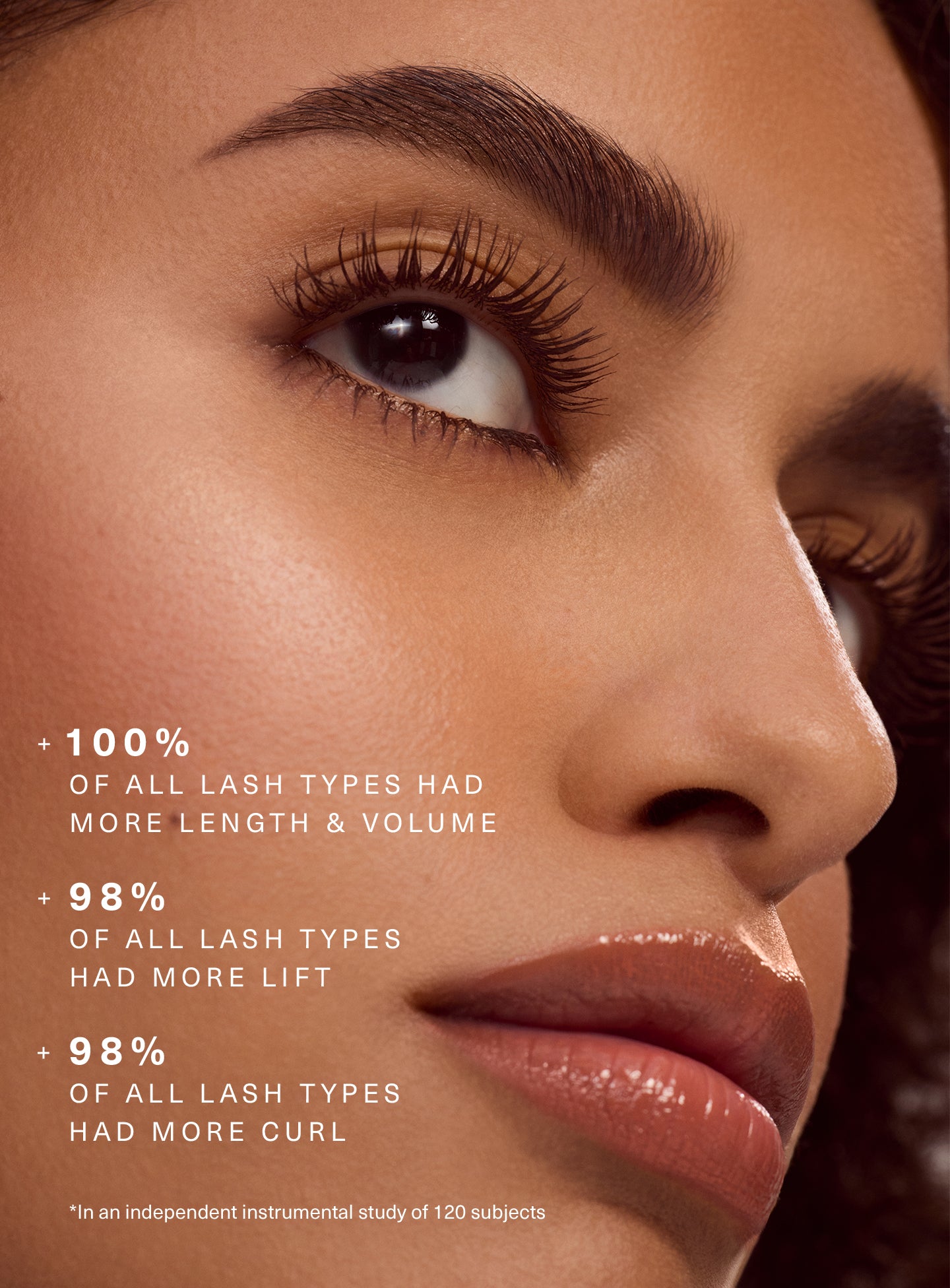 Perfect Strokes Universal Volumizing Mascara - Brown - Image 4